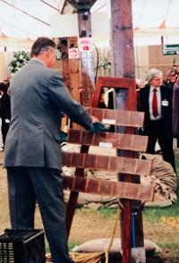 1995 - Standing Building